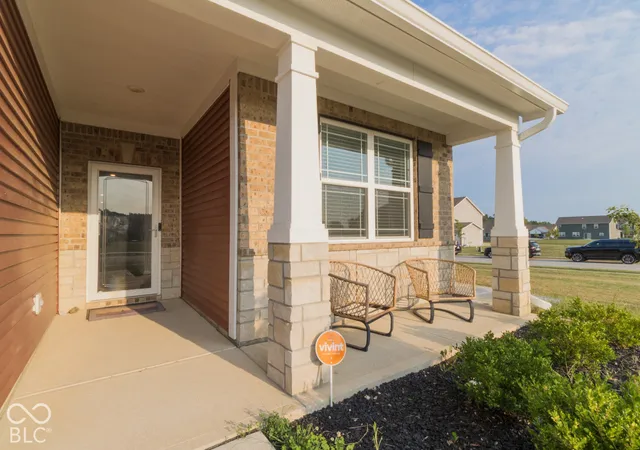 Photo 2 of Single family home for sale at 2409 Oakmont Dr, Plainfield, IN 46168 | MLS# 22129587 | Listing updated on 2026-10-06