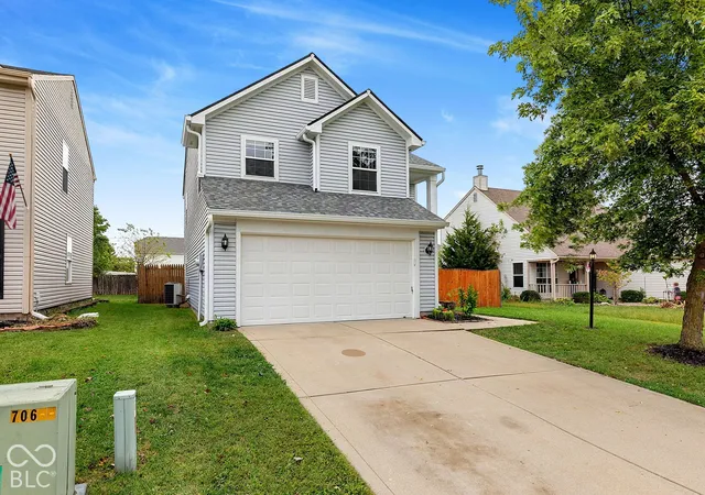 Photo 2 of Single family home for sale at 5228 Waterton Lakes Dr, Indianapolis, IN 46237 | MLS# 22129589 | Listing updated on 2026-10-04