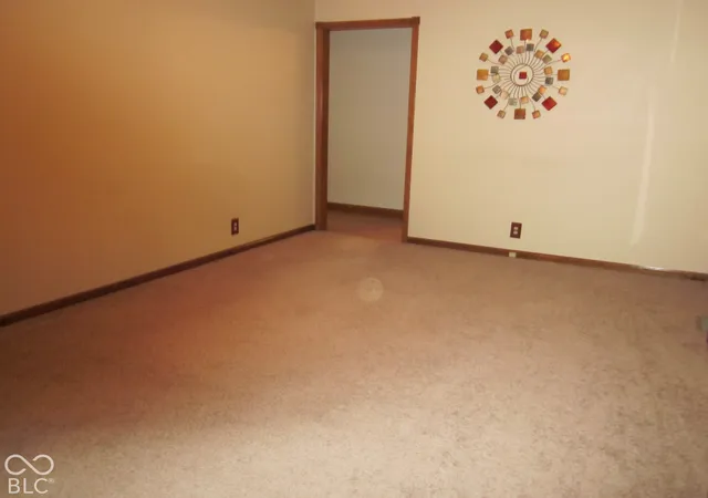 Photo 4 of Single family home for sale at 10877 N Dake Lake Dr, Mooresville, IN 46158 | MLS# 22129603 | Listing updated on 2026-10-07