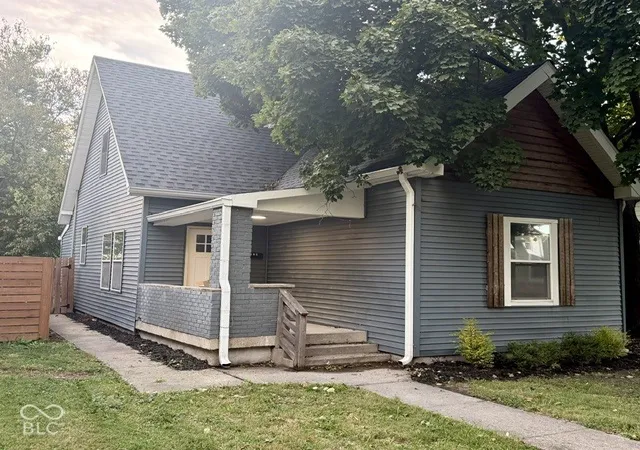 Photo 3 of Single family home for sale at 830 N Temple Ave, Indianapolis, IN 46201 | MLS# 22129606 | Listing updated on 2026-10-03