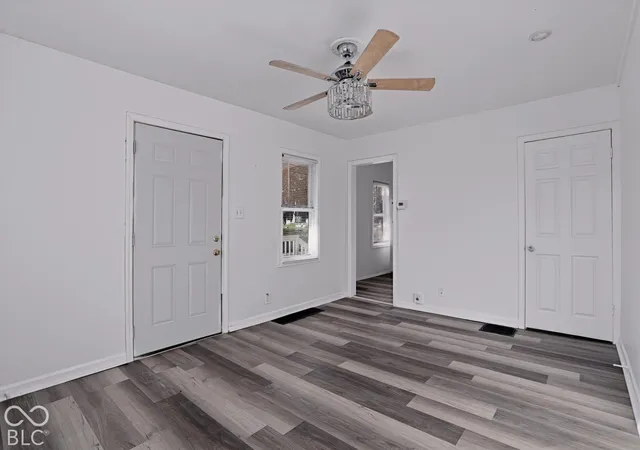 Photo 3 of House for sale at 58 E Southern Ave, Indianapolis, IN 46225 | MLS# 22129608 | Listing updated on 2026-10-29