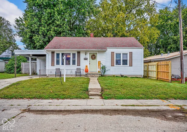 Photo 1 of Single family home for sale at 721 Pershing St, Seymour, IN 47274 | MLS# 22129614 | Listing updated on 2026-10-06