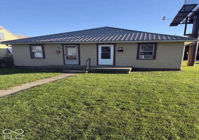 Photo 1 of Multi family home for sale at 5 W 38th Street, Anderson, IN 46013 | MLS# 22129625 | Listing updated on 2026-10-06
