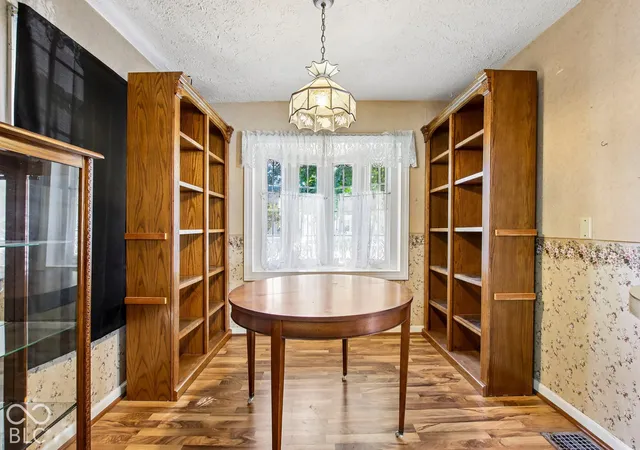 Photo 3 of Single family home for sale at 140 S 7th Avenue, Beech Grove, IN 46107 | MLS# 22129627 | Listing updated on 2026-10-07