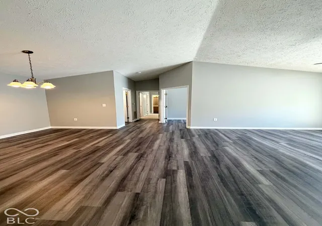 Photo 4 of Condo for sale at 8102 Brookmont Ct #207, Indianapolis, IN 46278 | MLS# 22129631 | Listing updated on 2026-10-05