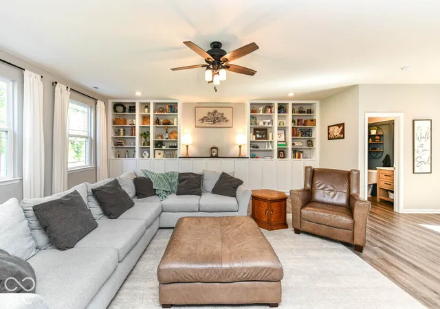 Photo 4 of Single family home for sale at 3232 S Cordell Rd, New Palestine, IN 46163 | MLS# 22129636 | Listing updated on 2026-10-07