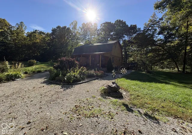 Photo 2 of Single family home for sale at 10101 Buckskin Rd, Poland, IN 47868 | MLS# 22129637 | Listing updated on 2026-10-07
