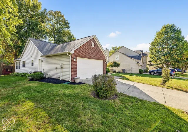 Photo 2 of Single family home for sale at 2457 Manita Dr, Indianapolis, IN 46234 | MLS# 22129639 | Listing updated on 2026-10-08