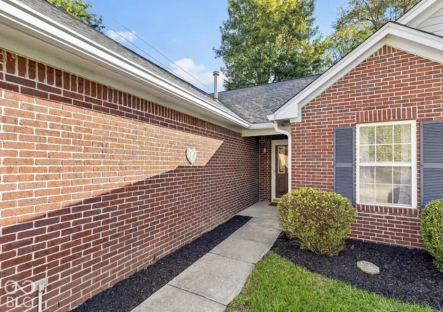 Photo 4 of Single family home for sale at 2457 Manita Dr, Indianapolis, IN 46234 | MLS# 22129639 | Listing updated on 2026-10-08