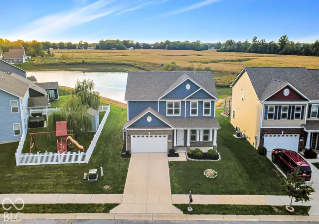 Photo 3 of Single family home for sale at 394 Longleaf Ln, Greenfield, IN 46140 | MLS# 22129640 | Listing updated on 2026-10-04