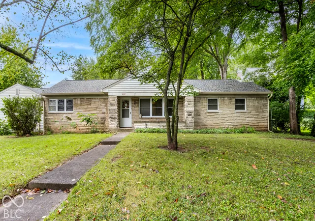 Photo 1 of Sale Pending at 4102 Central Ave, Indianapolis, IN 46205 | MLS# 22129665 | Listing updated on 2026-10-09
