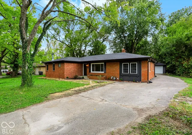 Photo 2 of Single family home for sale at 5819 N Victoria Dr, Indianapolis, IN 46228 | MLS# 22129670 | Listing updated on 2026-10-06
