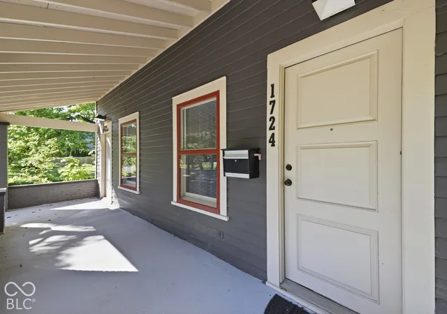 Photo 2 of Single family home for sale at 1724 Central Ave, Indianapolis, IN 46202 | MLS# 22129671 | Listing updated on 2026-10-08