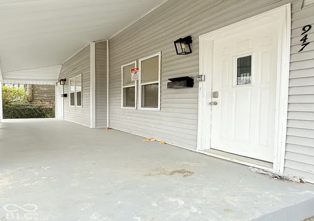 Photo 3 of Multi family home for sale at 945 W 28th Street, Indianapolis, IN 46208 | MLS# 22129672 | Listing updated on 2026-10-04