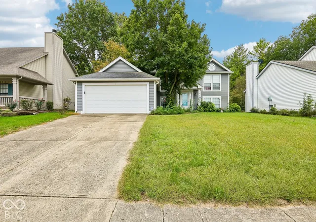 Single family home for sale at 1565 Chase Blvd, Greenwood, IN 46142 | MLS# 22129681