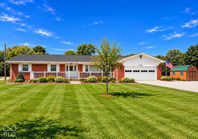 Photo 1 of Single family home for sale at 2754 S County Rd 150 W, Greencastle, IN 46135 | MLS# 22129684 | Listing updated on 2026-10-07