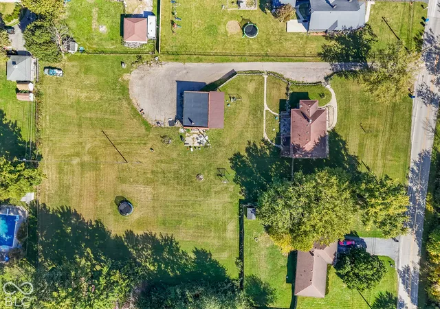 Photo 1 of Single family home for sale at 4920 S Meridian St, Indianapolis, IN 46217 | MLS# 22129685 | Listing updated on 2026-10-09