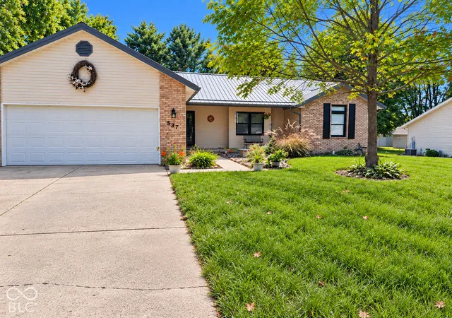 Photo 1 of Single family home for sale at 537 S Birch St, Ellettsville, IN 47429 | MLS# 22129695 | Listing updated on 2026-10-07