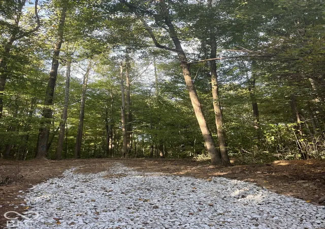 Photo 1 of Land for sale at Tract 6 Sunnyside Rd, Deputy, IN 47230 | MLS# 22129705 | Listing updated on 2026-10-05