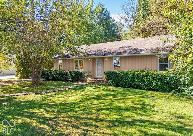 Photo 2 of Single family home for sale at 1780 S 150 Road W, Greenfield, IN 46140 | MLS# 22129714 | Listing updated on 2026-10-06