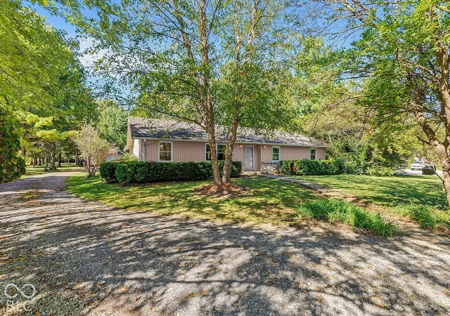 Photo 4 of Single family home for sale at 1780 S 150 Road W, Greenfield, IN 46140 | MLS# 22129714 | Listing updated on 2026-10-06