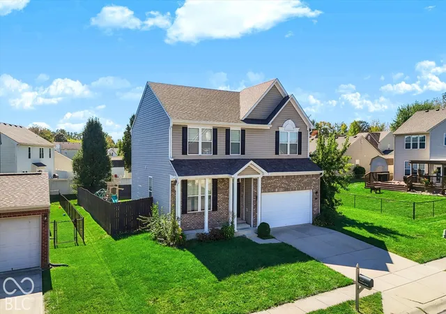 Single family home for sale at 1717 Chatham Pl, Danville, IN 46122 | MLS# 22129717