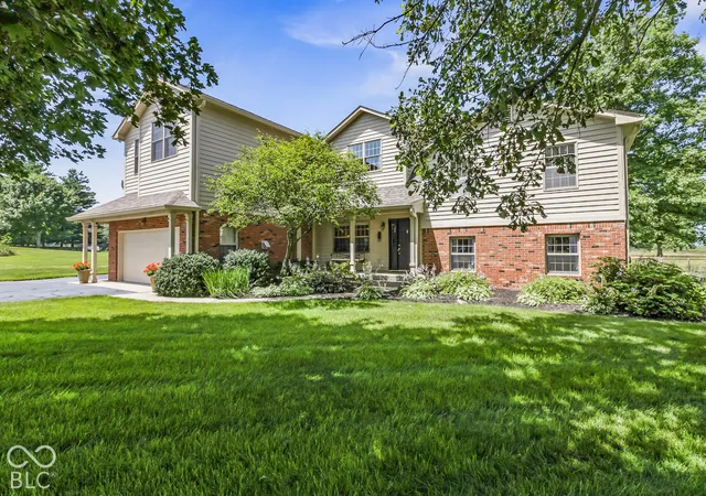 Single family home for sale at 10954 N County Rd 150 E, Pittsboro, IN 46167 | MLS# 22129721