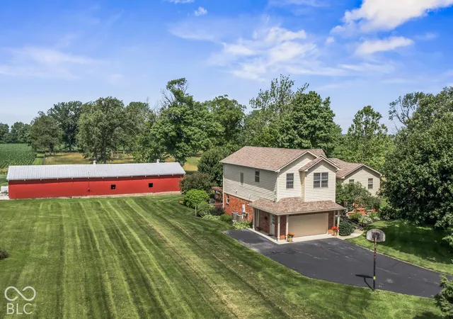 Photo 4 of Single family home for sale at 10954 N County Rd 150 E, Pittsboro, IN 46167 | MLS# 22129721 | Listing updated on 2026-10-26