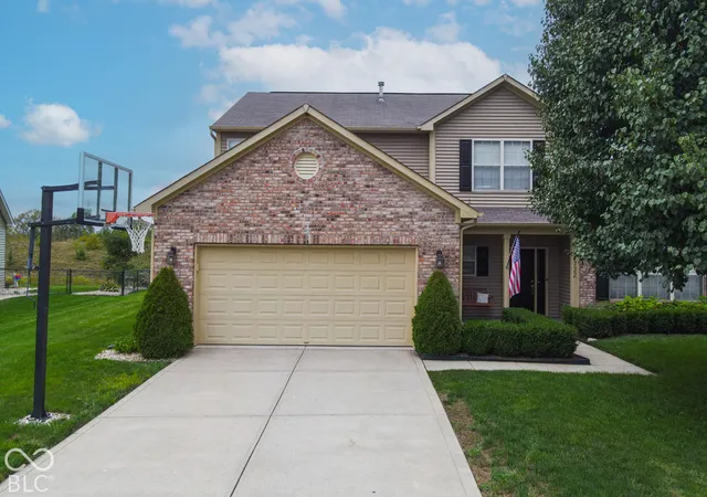 Photo 1 of Single family home for sale at 7722 Shasta Dr, Indianapolis, IN 46217 | MLS# 22129733 | Listing updated on 2026-10-06