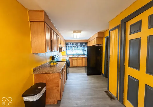 Photo 4 of Single family home for sale at 535 W 29th Street, Indianapolis, IN 46208 | MLS# 22129735 | Listing updated on 2026-10-06