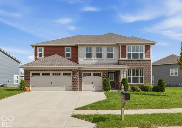 Photo 1 of Single family home for sale at 9719 Cimmaron Ave, Mc Cordsville, IN 46055 | MLS# 22129738 | Listing updated on 2026-10-26