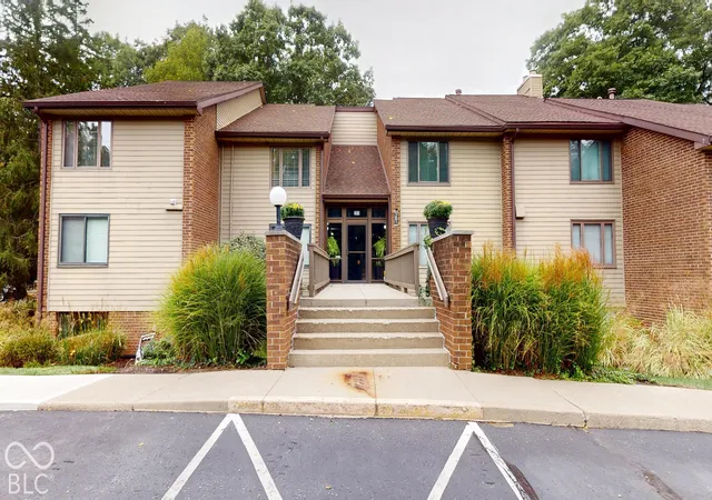 Photo 1 of Condo for sale at 201 Bluffs Cir #E, Noblesville, IN 46062 | MLS# 22129755 | Listing updated on 2026-10-06