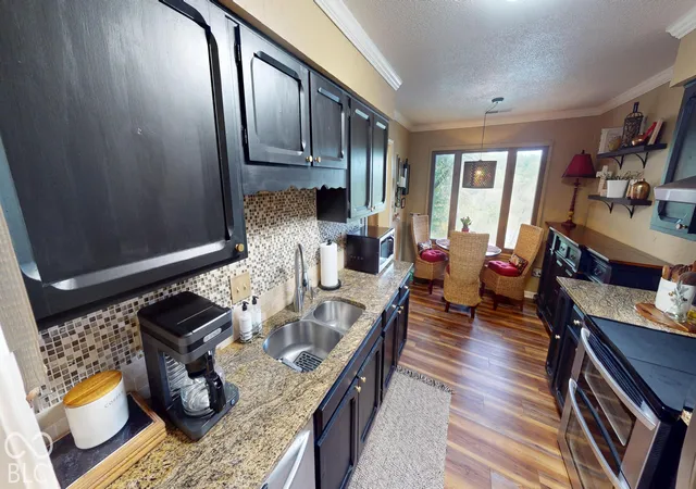 Photo 4 of Condo for sale at 201 Bluffs Cir #E, Noblesville, IN 46062 | MLS# 22129755 | Listing updated on 2026-10-06