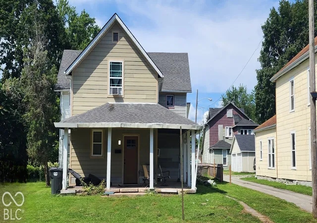 Photo 1 of Single family home for sale at 804 W 9th Street, Anderson, IN 46016 | MLS# 22129758 | Listing updated on 2026-10-29