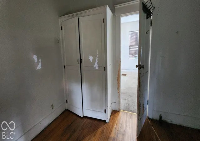 Photo 3 of Single family home for sale at 804 W 9th Street, Anderson, IN 46016 | MLS# 22129758 | Listing updated on 2026-10-29