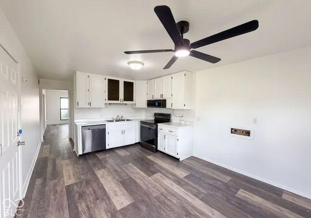 Photo 2 of Single family home for sale at 1036 Eastlawn Dr, Whiteland, IN 46184 | MLS# 22129762 | Listing updated on 2026-10-05