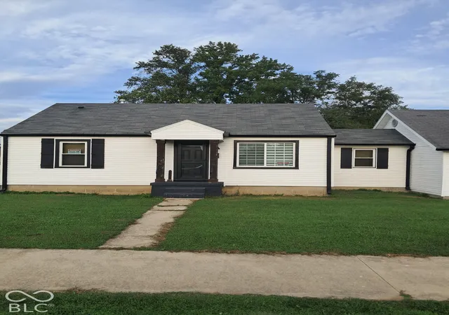 Photo 1 of Single family home for sale at 2828 S 14th Street, New Castle, IN 47362 | MLS# 22129773 | Listing updated on 2026-10-06