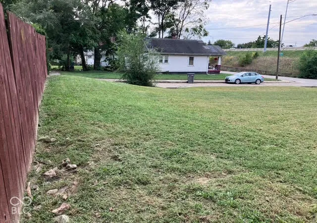 Photo 4 of Land for sale at 2701 Shriver Ave, Indianapolis, IN 46208 | MLS# 22129777 | Listing updated on 2026-10-06