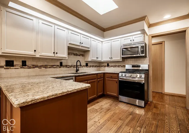Photo 2 of Single family home for sale at 8722 Cricket Tree Ln, Indianapolis, IN 46260 | MLS# 22129780 | Listing updated on 2026-10-16