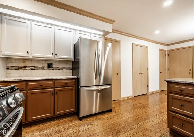Photo 4 of Single family home for sale at 8722 Cricket Tree Ln, Indianapolis, IN 46260 | MLS# 22129780 | Listing updated on 2026-10-16