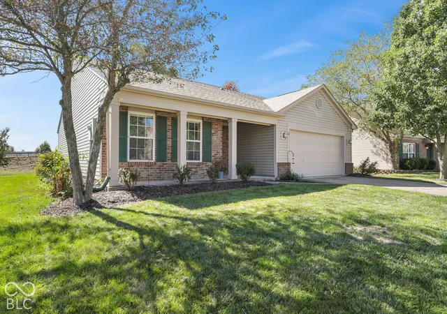 Photo 1 of Single family home for sale at 1269 Silver Ridge Ln, Brownsburg, IN 46112 | MLS# 22129783 | Listing updated on 2026-10-07