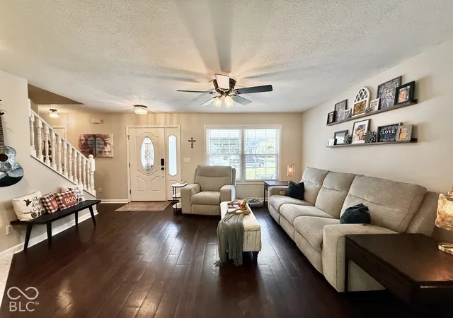 Photo 3 of Single family home for sale at 1806 River Birch Ct, Terre Haute, IN 47803 | MLS# 22129787 | Listing updated on 2026-10-05