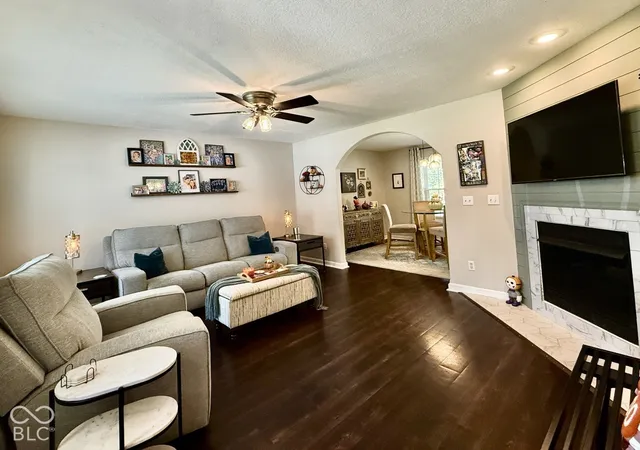 Photo 3 of Single family home for sale at 1806 River Birch Ct, Terre Haute, IN 47803 | MLS# 22129787 | Listing updated on 2026-10-05