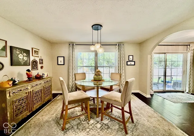 Photo 4 of Single family home for sale at 1806 River Birch Ct, Terre Haute, IN 47803 | MLS# 22129787 | Listing updated on 2026-10-05
