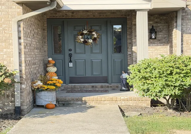 Photo 3 of Single family home for sale at 209 N Copperwood Ct, Muncie, IN 47304 | MLS# 22129797 | Listing updated on 2026-10-12