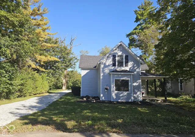 Photo 2 of Single family home for sale at 404 W Elm St, Gaston, IN 47342 | MLS# 22129798 | Listing updated on 2026-10-07