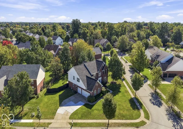 Photo 3 of Single family home for sale at 5889 Pebblestream Dr, Carmel, IN 46033 | MLS# 22129812 | Listing updated on 2026-10-08