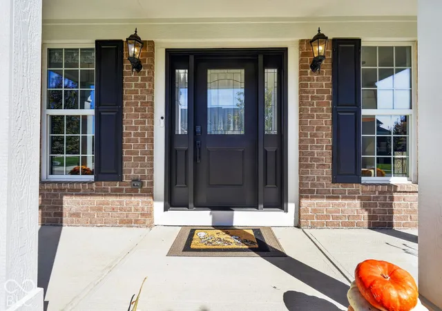 Photo 3 of Single family home for sale at 806 Racetime Rd, Westfield, IN 46074 | MLS# 22129817 | Listing updated on 2026-10-06