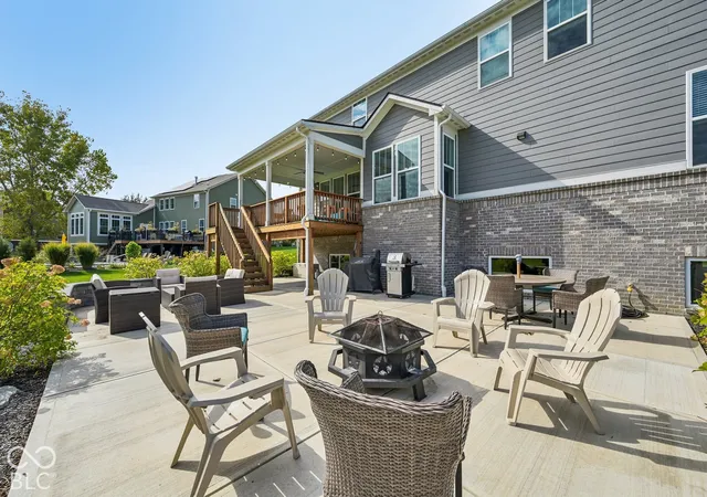 Photo 3 of Single family home for sale at 18786 Stonebluff Ln, Noblesville, IN 46062 | MLS# 22129819 | Listing updated on 2026-10-10