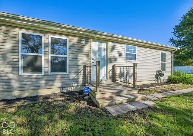 Photo 3 of Sale Pending at 106 W Jackson St, Kirklin, IN 46050 | MLS# 22129833 | Listing updated on 2026-10-15
